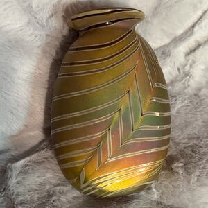 Elegant Irridescent Swirl Vase by Craig Zweifel